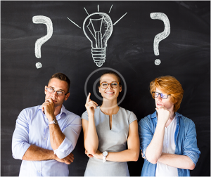 giocatori che pensano come risolvere enigmi