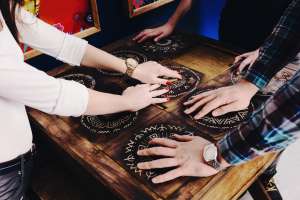 gioco da tavolo enigmatica escape room